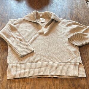 Abercrombie & Fitch Tan Sweater